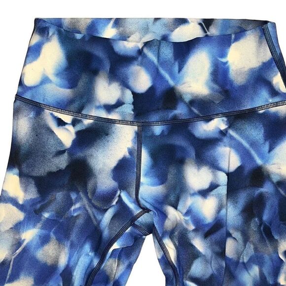 Lululemon blue & white Wunder Under leggings 6 - Picture 4 of 4